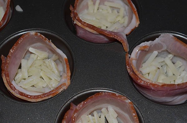 Bacon Egg Cups Step 3
