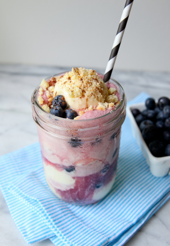 Floating Blueberry California Cobbler Recipe + Video - This Mom Can Cook