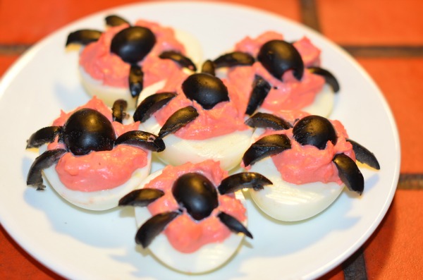 Spider Deviled Eggs For Halloween