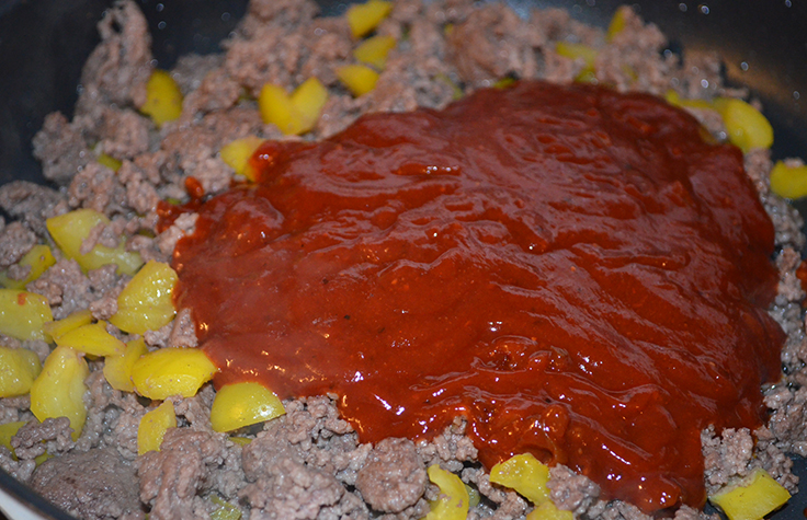 ground beef with McCormick Skillet Sauce