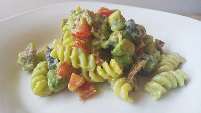 Avocado Bacon Pasta Salad