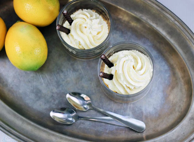 Lemon Oreo No Bake Cheesecakes