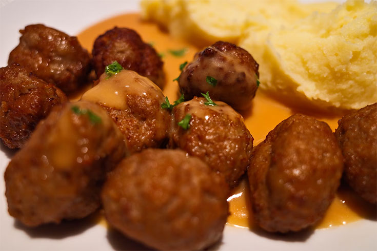 Moroccan-Style Lamb Meatballs In Spicy Tomato Sauce Recipe